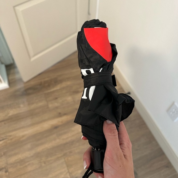 I Love Paris Umbrella - Picture 3 of 4